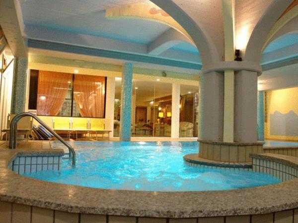 סלסומאג'יורה טרמה Hotel Ferrari מראה חיצוני תמונה