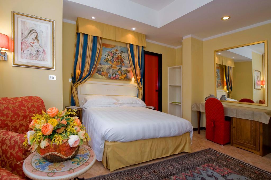 סלסומאג'יורה טרמה Hotel Ferrari מראה חיצוני תמונה